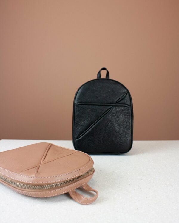 Rundpinne etui Svart