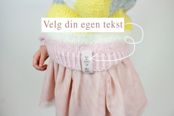 PERSONLIG TEKST - Tekstlapp Medium (kneppes på) 5 eller 10 stk